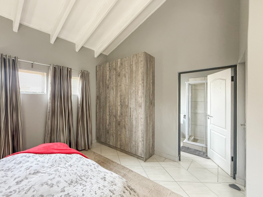 7 Bedroom Property for Sale in Melodie North West